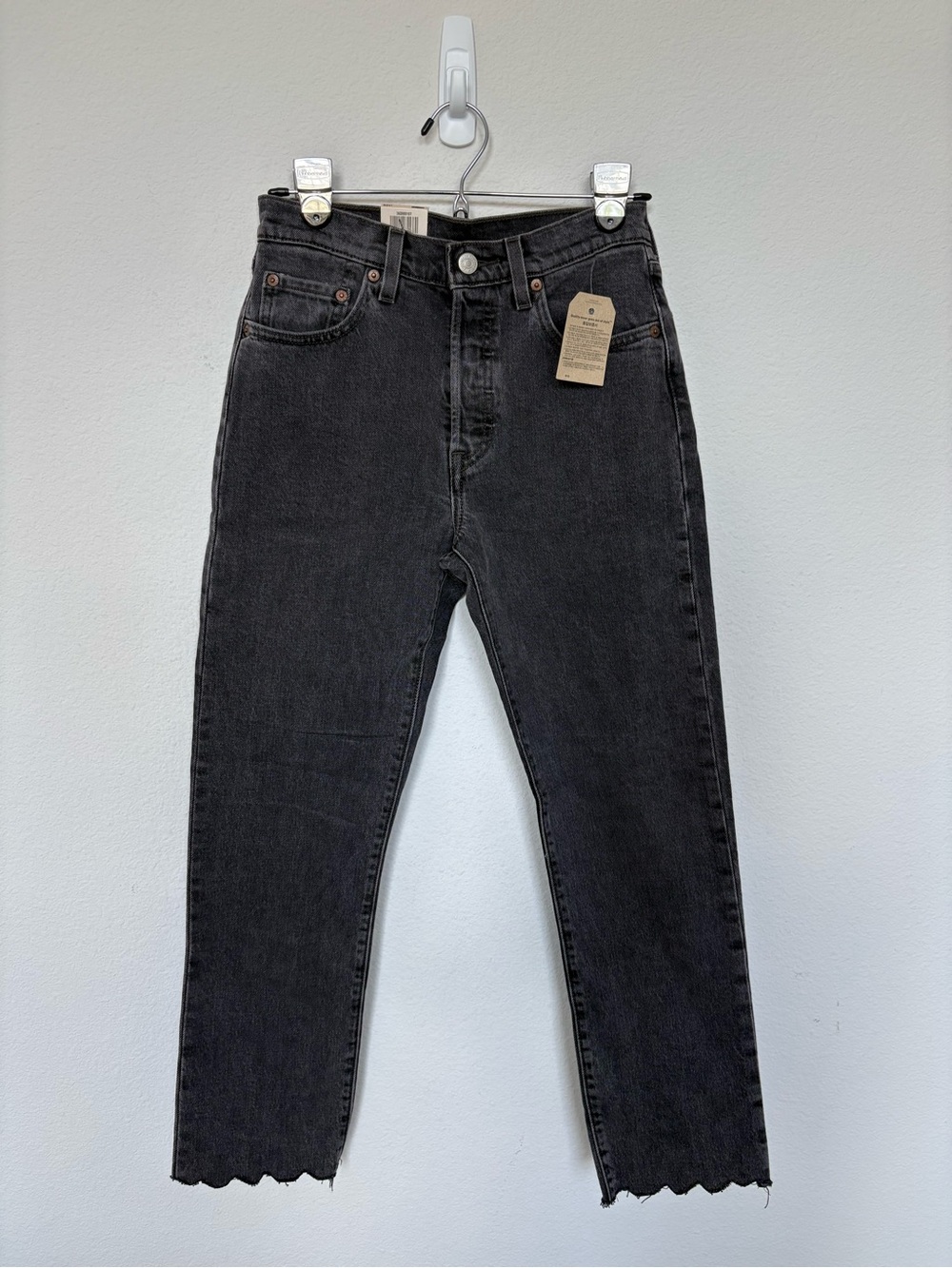 Levi's 501 Cropped High Rise Straight Leg Raw Hem Jeans Black Wash 25×28 Button